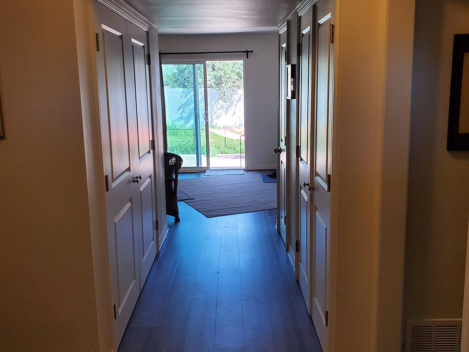 2nd image of 517 N Drew St E