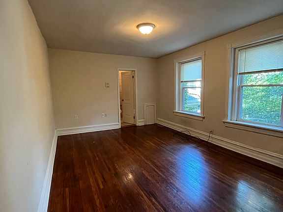 2nd image of 1206 W Franklin St APT 27