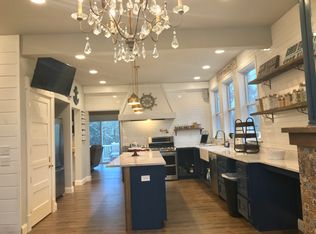 227 Old Plymouth Rd, Bourne, MA 02532