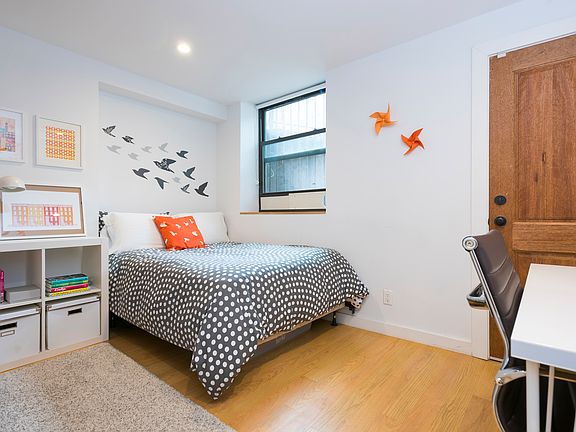 5th image of 86 Vanderbilt Ave #1