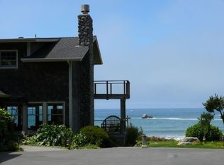 17265 Crissey Rd N, Smith River, CA 95567