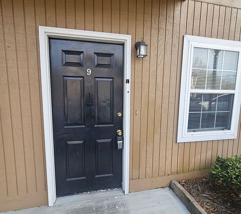 1st image of 1802 Hamill Rd #9