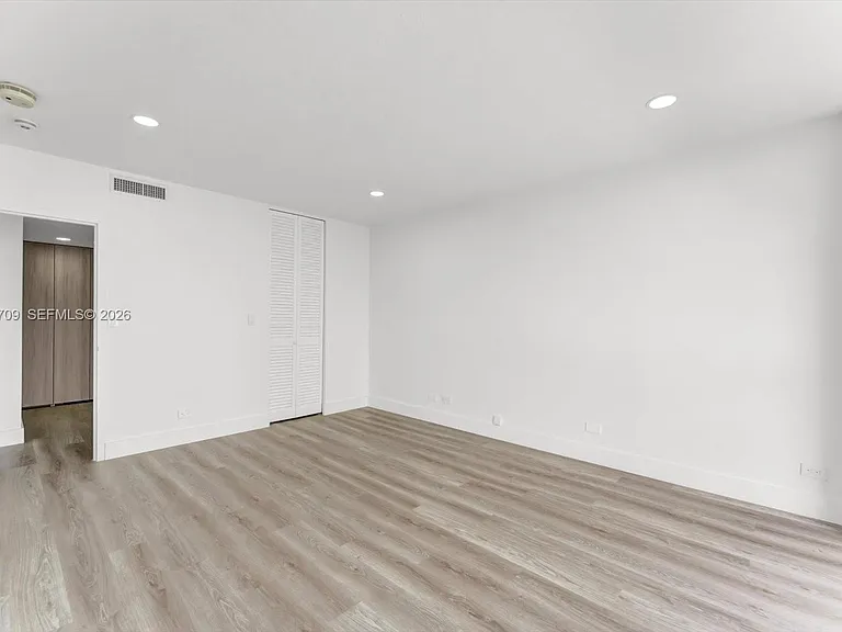 2451 Brickell Ave #14C — Photo 20