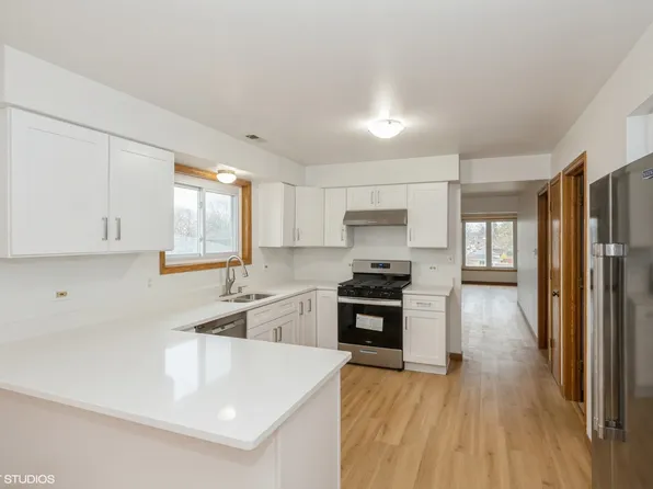 1509 E 31st St APT 3, La Grange Park, IL 60526