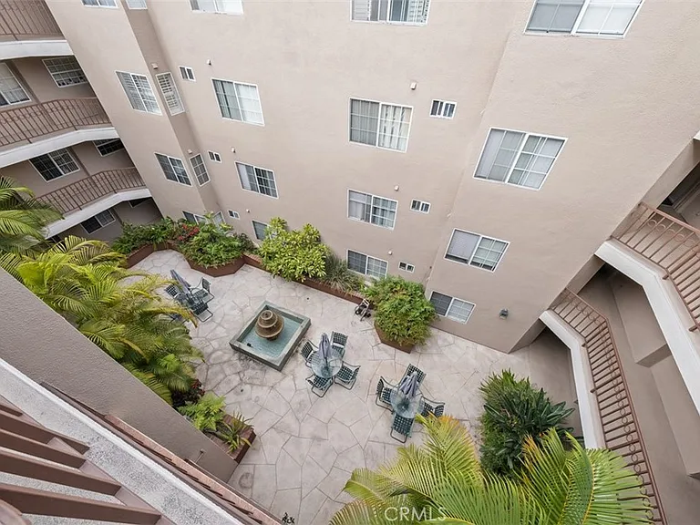 801 Pine Ave #401 — Photo 14