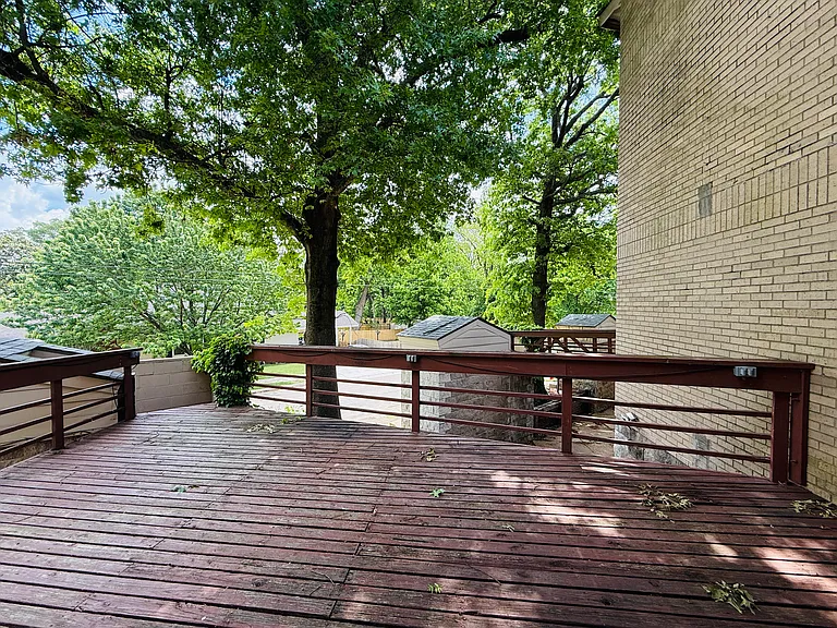 501 Vine St #A — Photo 4