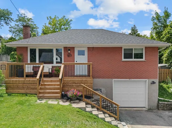 107 Strickland St, Selwyn, ON K0L 2H0