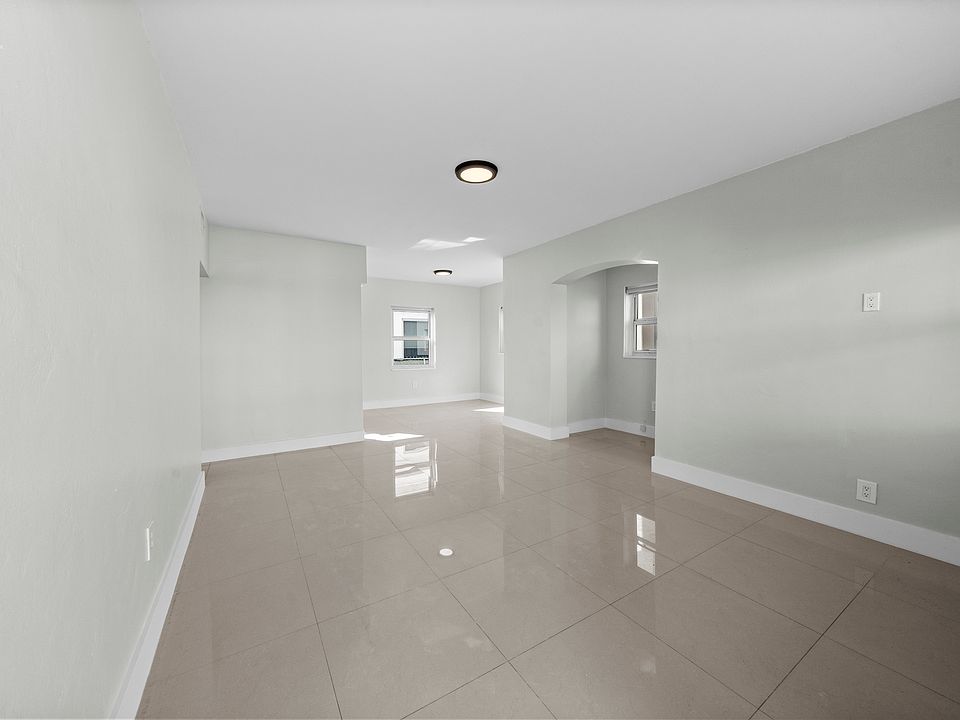 1st image of 1203 Marseille Dr APT 21
