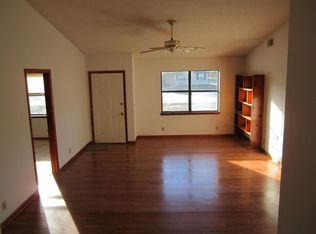 670 Powder Horn Rd, Saint Marys, GA 31558