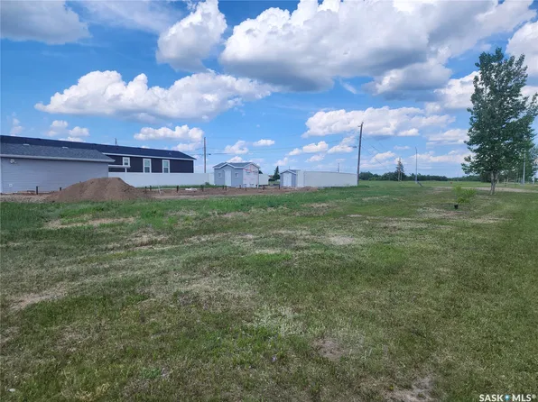 102 Montreal Street, Melville, SK S0A 2P0