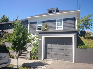 2431 Westview Dr W, Seattle, WA 98119