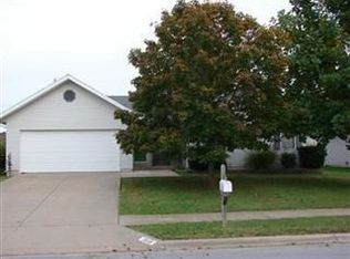 5648 S Pinehurst Ave, Springfield, MO 65810