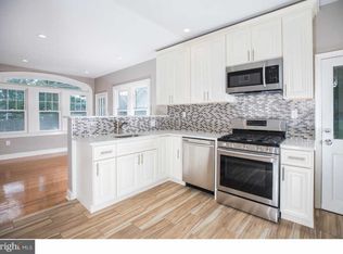 832 Lindale Ave, Drexel Hill, PA 19026