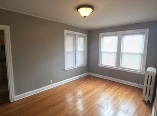 28-30 Whitney St APT 202, Hartford, CT 06105