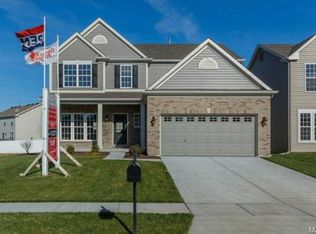 3196 Calhoun Dr, Saint Charles, MO 63301