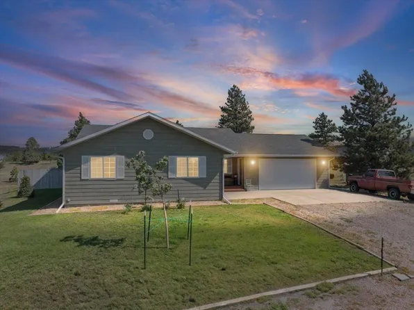 7 Big Buck Dr, Pine Haven, WY 82721