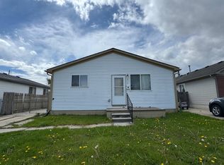 8716 Timken Ave, Warren, MI 48089