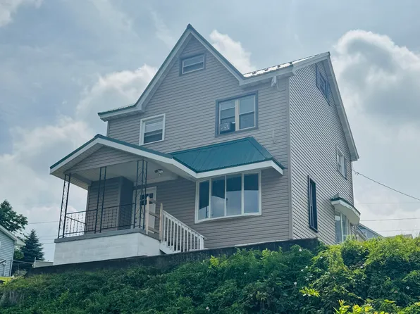 5017 Highland Park Ave, Altoona, PA 16602