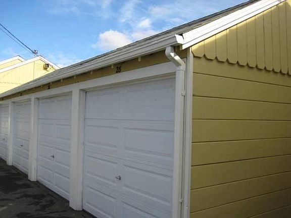 3rd image of 21734 Vallejo St
