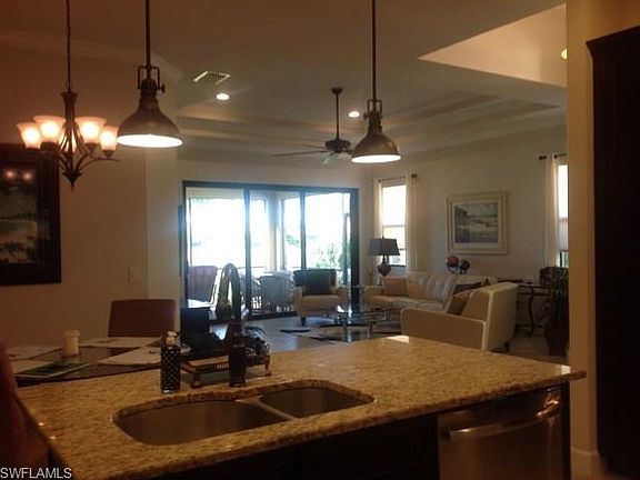 3rd image of 9384 Isla Bella Cir