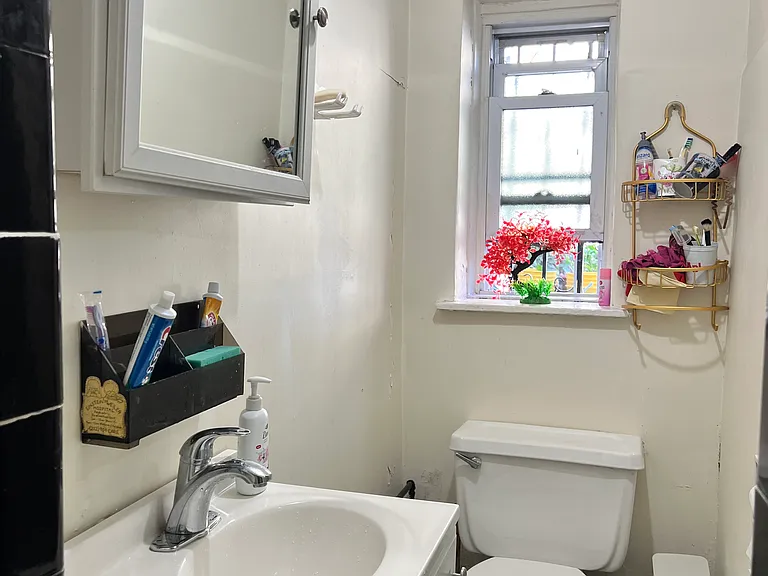 3304 Bouck Ave #1 — Photo 7