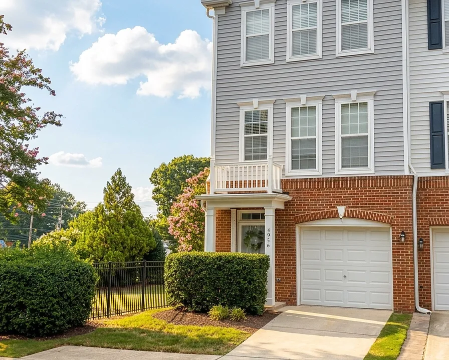4956 Wyatt Brook Way