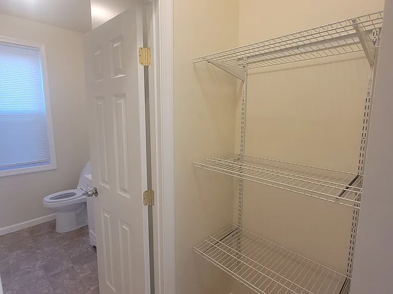 138 Carlisle St #2 — Photo 4