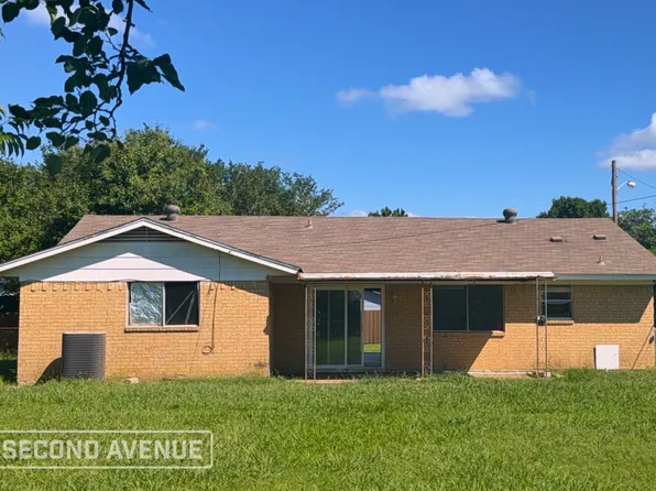 600 Carl C Senter St, Forney, TX 75126