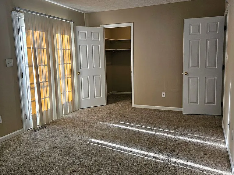 1322 Dale Dr — Photo 5