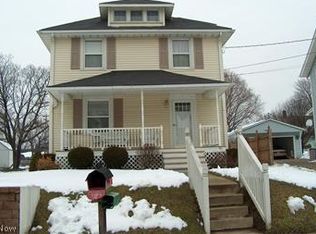 147 Jefferson St E, Hartville, OH 44632