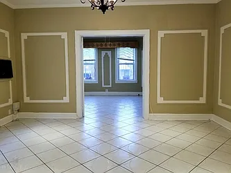 Rented by Hillel Realty Group