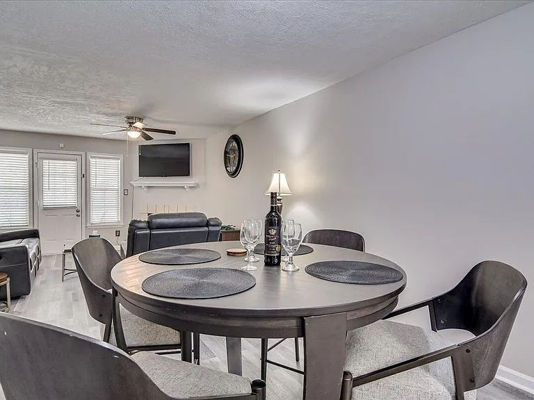 23 Londonberry Ln — Photo 13