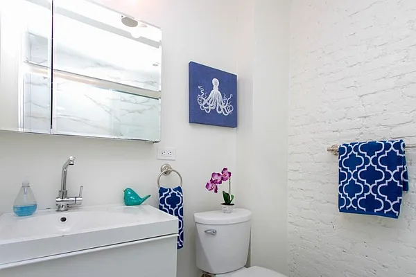 Rented by Aventana | media 17