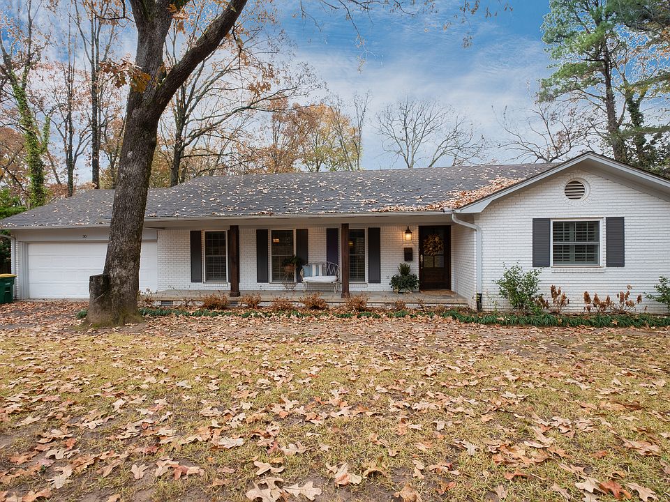 Front/street view of house.
