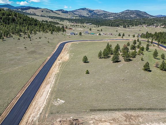 3rd image of 39 Mansfield L Loop