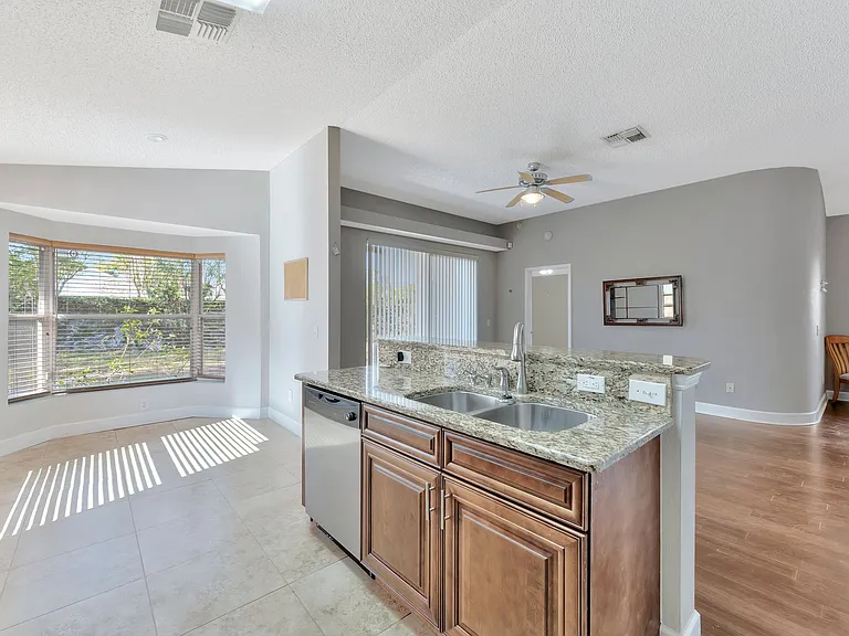 1664 Portsmouth Lake Dr — Photo 5