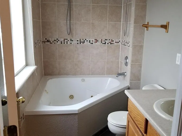 21819 Longs Peak Ln — Photo 14
