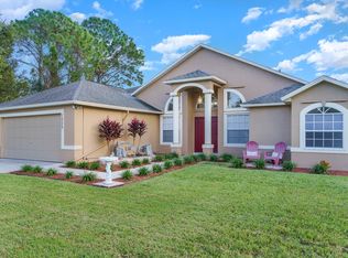 1588 Raymore St NW, Palm Bay, FL 32907