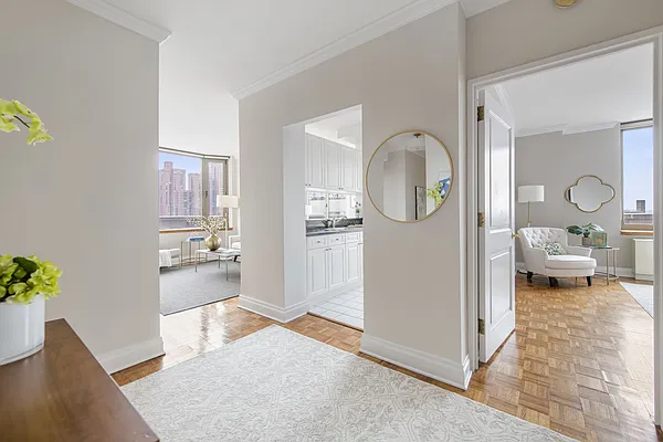 Sold by Compass | media 1