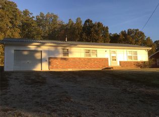 1423 Lake Dr, Ironton, MO 63650