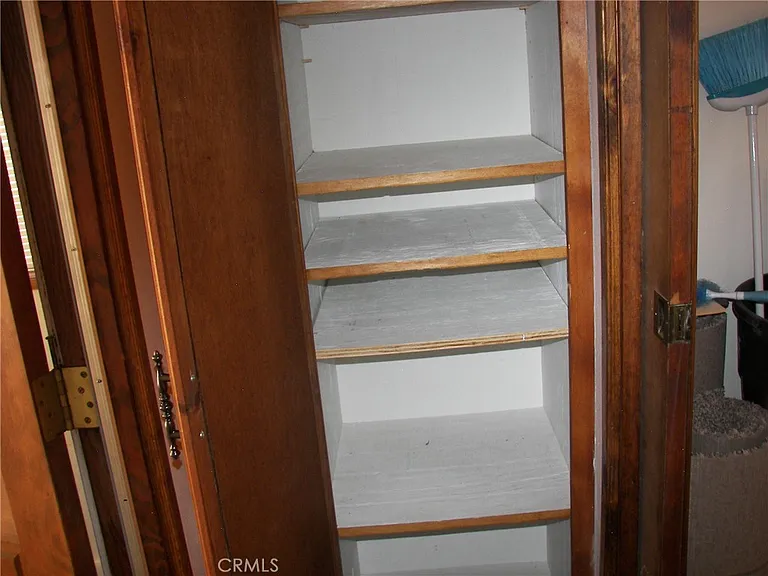 21636 Sawpit Canyon Rd — Photo 9