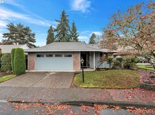 10260 SW Century Oak Dr, Tigard, OR 97224