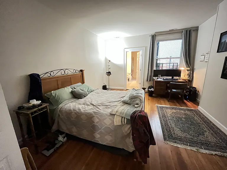 809 Cathedral St #5 — Photo 6