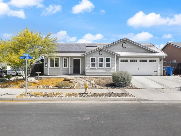 1568 Spyglass Dr, Lemoore, CA 93245