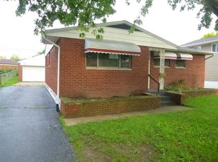 677 Holly Hill Dr, Columbus, OH