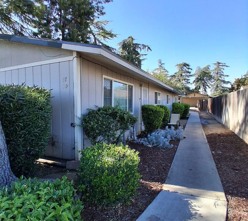 57-83 W. San Jose