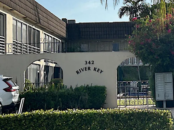 342 Southwind Drive #203, North Palm Beach, FL 33408