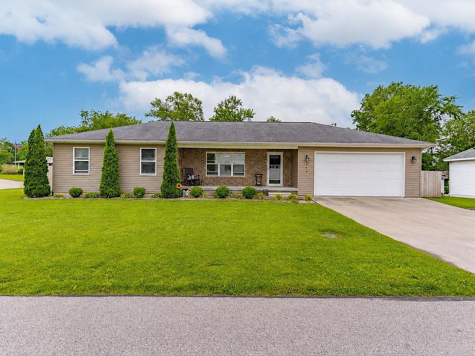 1st image of 705 Brett Cabel Rd