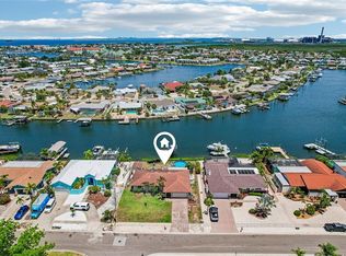 801 FLAMINGO DRIVE, APOLLO BEACH, FL 33572