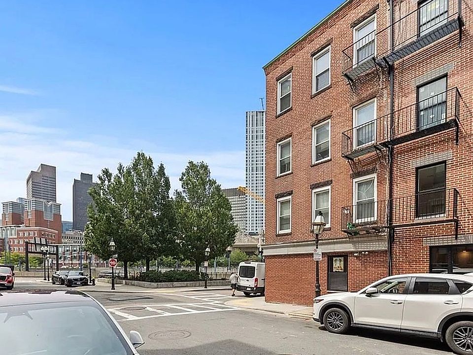 82 Endicott St Unit 3